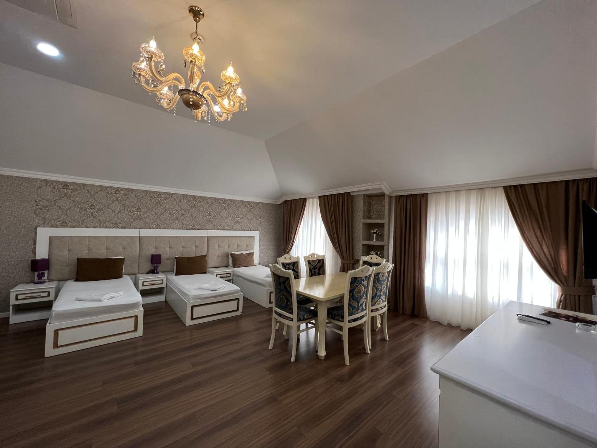 Maris Hotel Baku Bagian luar foto