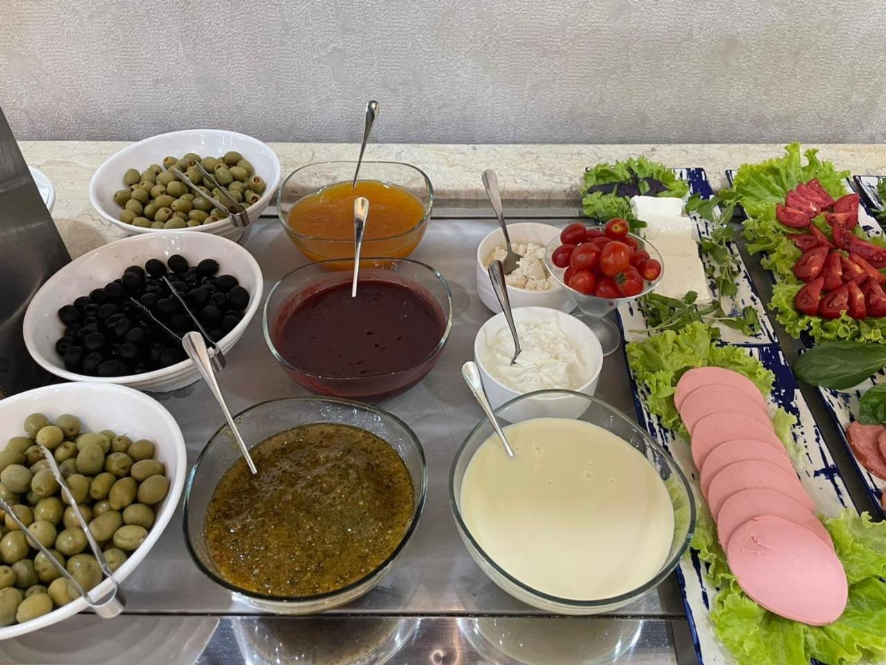 Maris Hotel Baku Bagian luar foto