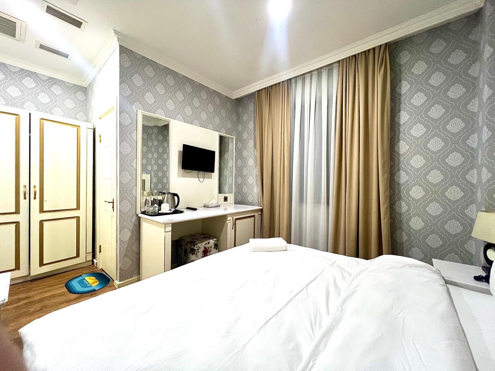 Maris Hotel Baku Bagian luar foto