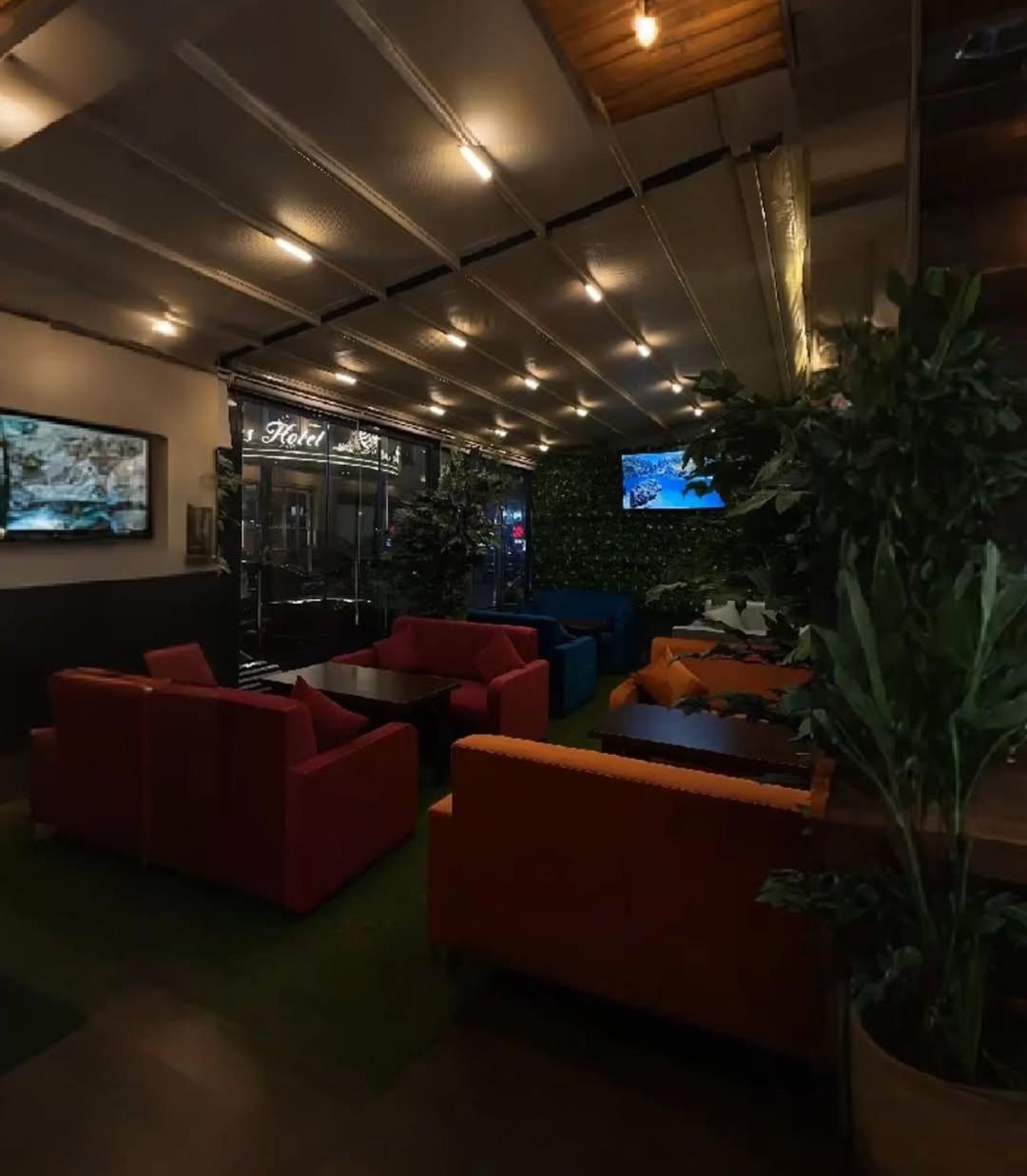 Maris Hotel Baku Bagian luar foto